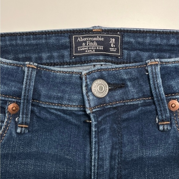 Abercrombie & Fitch | Simone High Waisted Jeans With Side Stripe Sz 28/6 - Picture 5 of 8